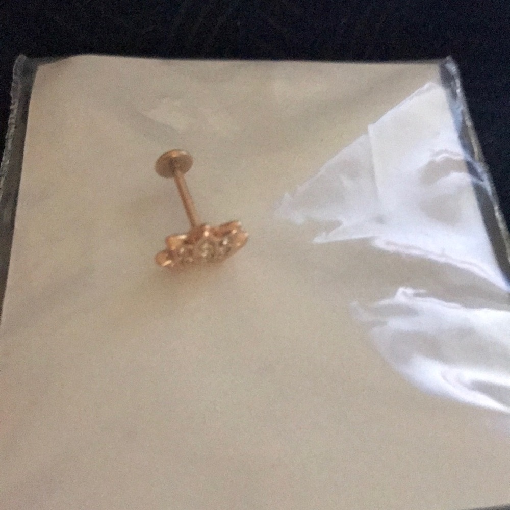 Earring